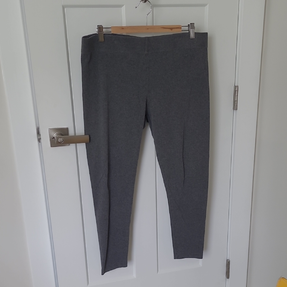 Lou & Grey Heather Gray Leggings